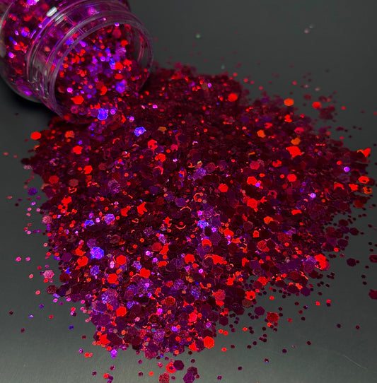 Queen Of Hearts Chunky Glitter